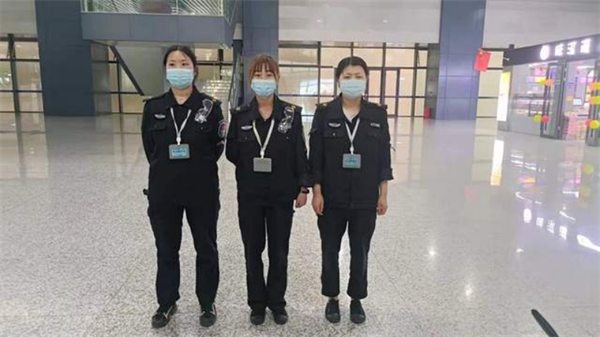 追夢——優(yōu)秀畢業(yè)生風采