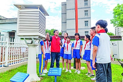 激勵(lì)創(chuàng)新，樹(shù)立“強(qiáng)國(guó)有我”鴻鵠志